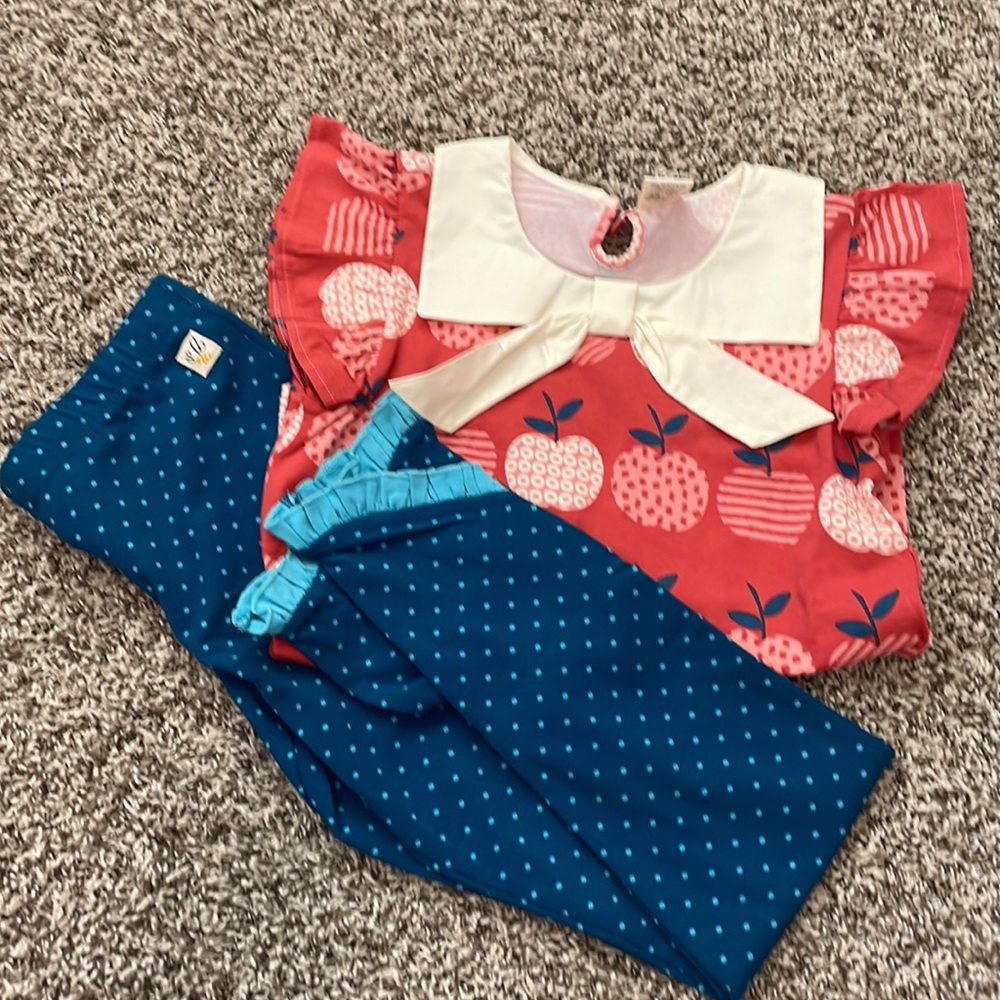 Wildflowers back to school leggings and apple flutter sleeve top with bow